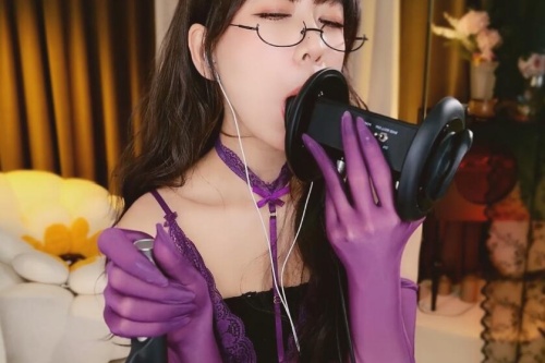 沉浸式声音疗愈,斗鱼溪子cc的深夜电台式温馨