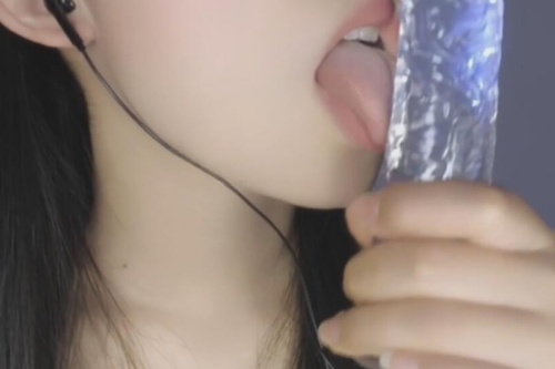 要抱好顶,首页驱动下载—从温馨到力量的双重寄托